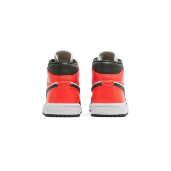 Air Jordan 1 Mid 'Newsprint Light Orewood Brown' W (2022)