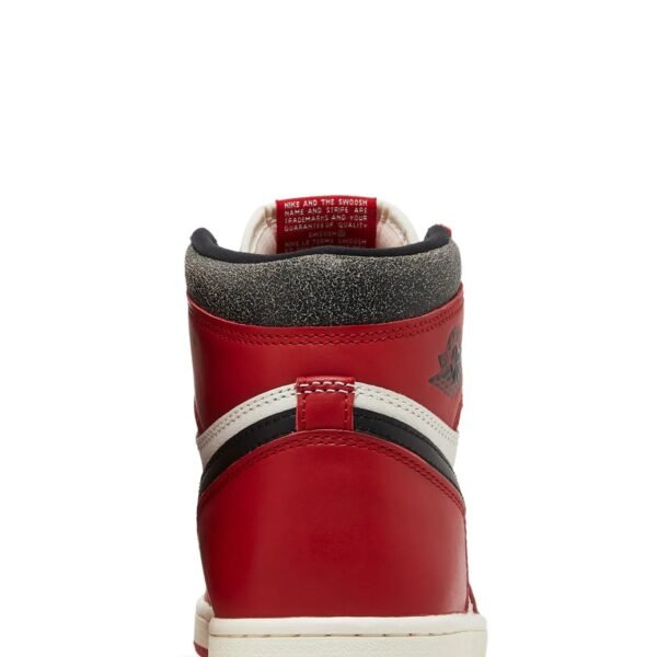 Air-Jordan-1-Retro-High-OG-Chicago-Lost-and-Found-2022-7 Air Jordan 1 Retro High OG 'Chicago Lost and Found' (2022)