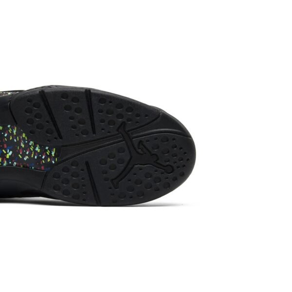 Air-Jordan-8-Retro-_Confetti_-_2021_-sole-close-up Air Jordan 8 Retro 'Confetti' (2021)